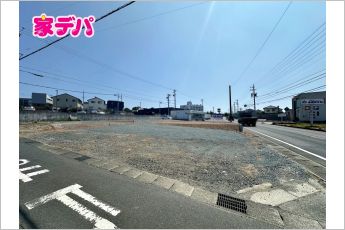 敷地面積：約61坪の角地です。