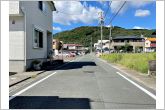 前面道路も広く車通りも少ないので、運転が苦手な方でも自分のペースで駐車ができます！