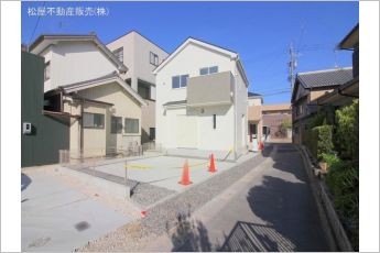 リナージュ岡崎市福岡町23ー1期　2号棟